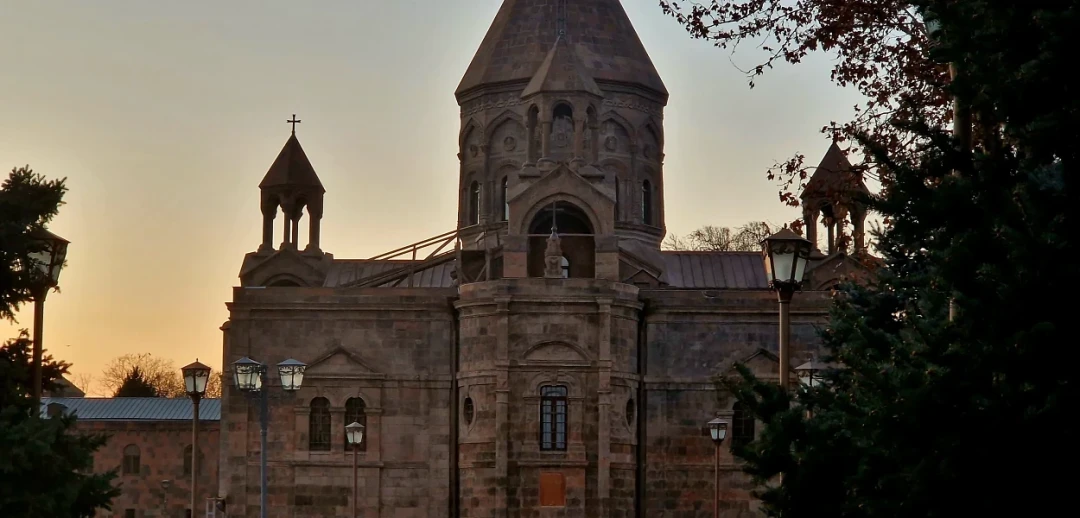 Religious rights group alleges crackdown on Armenian church, names political prisoners