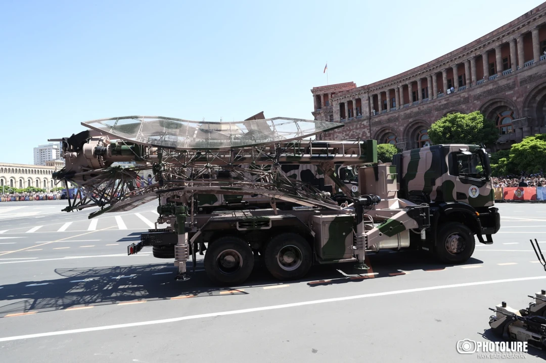 Armenia showcases new weapons at military parade days before election