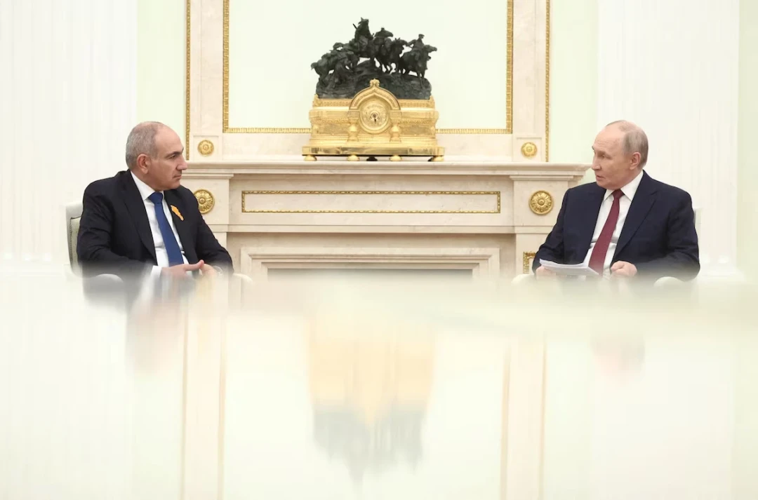 Russian President Vladimir Putin and Armenian Prime Minister Nikol Pashinyan participate in a meeting at the Kremlin in Moscow, Russia, on April 1, 2026.