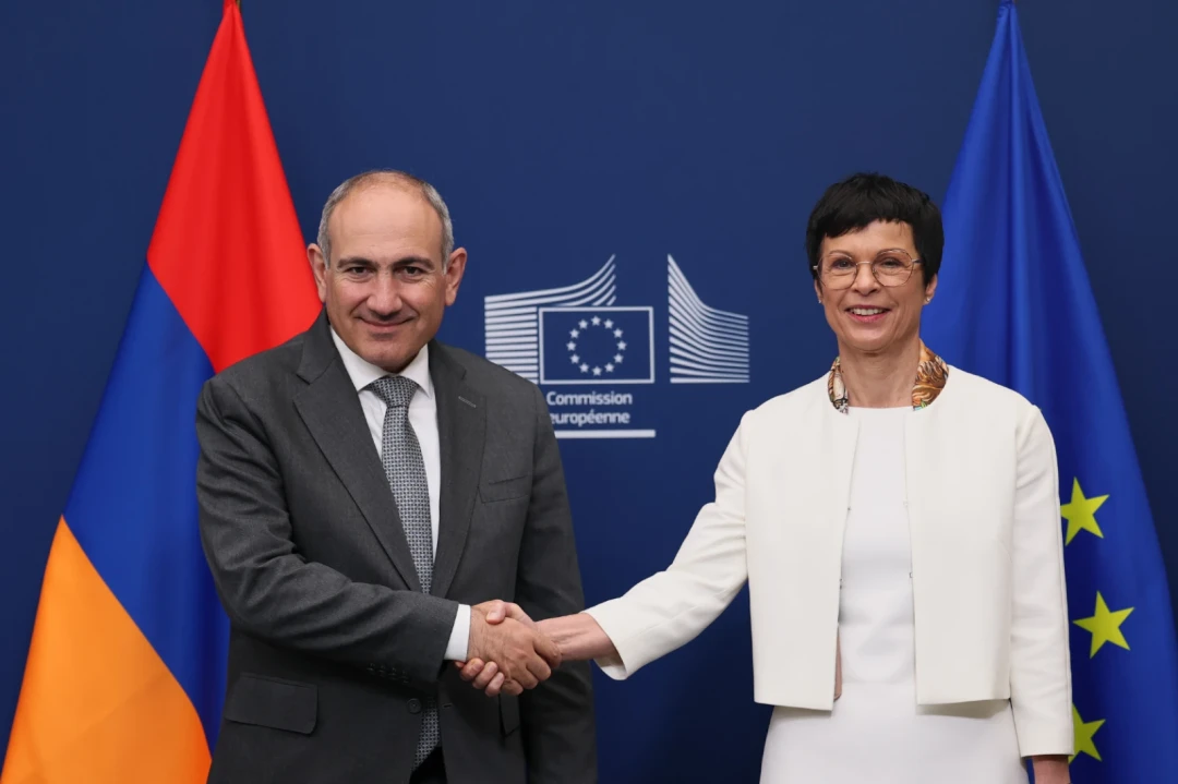 ԵՄ հանձնակատարը հայտնել է Հայաստան այցելելու և երկկողմ նոր աշխատանքային խումբ ձևավորելու մասին
