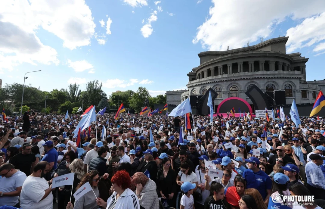 Ընտրարշավ, որ վերածվեց տեղեկատվական պատերազմի