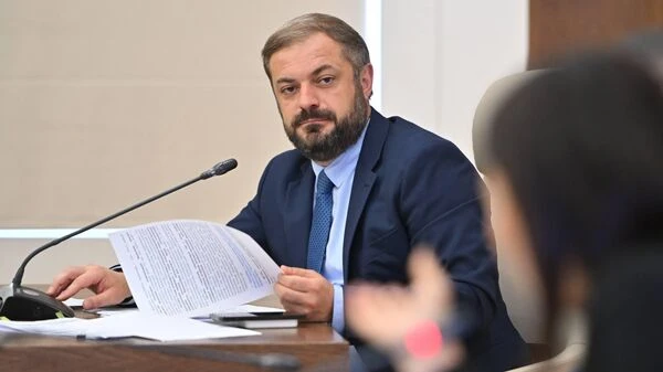 Էկոնոմիկայի նախարարը ԵՄ դեսպանների հետ քննարկել է դիմակայունության ամրապնդման ծրագրեր
