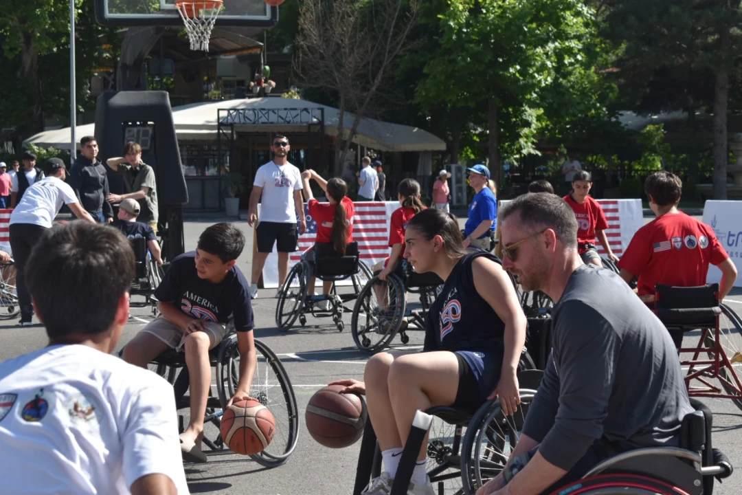 The “Sport Envoy” program took place in Yerevan’s Freedom Square. (PHOTO: Olivia Law)