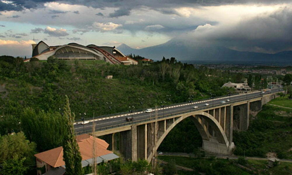 Օգոստոսի 14-ին Կիևյան կամուրջը կբացվի, ավտոբուսները կերթևեկեն նախկին գրաֆիկով
