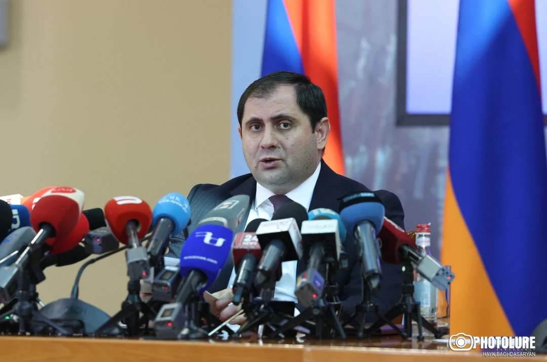 Բանակում մահերի համար պաշտպանության նախարարին մեղադրելը նորություն է. Սուրեն Պապիկյան