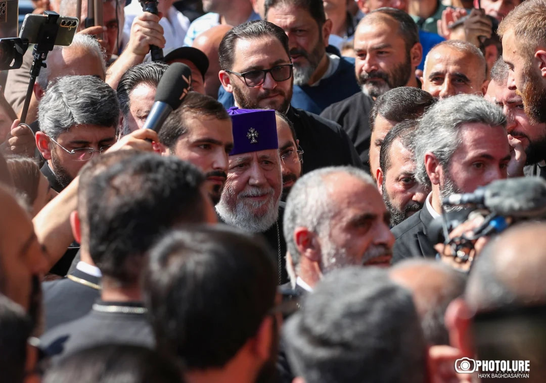 Second judge declines to hear criminal case against Armenian Catholicos