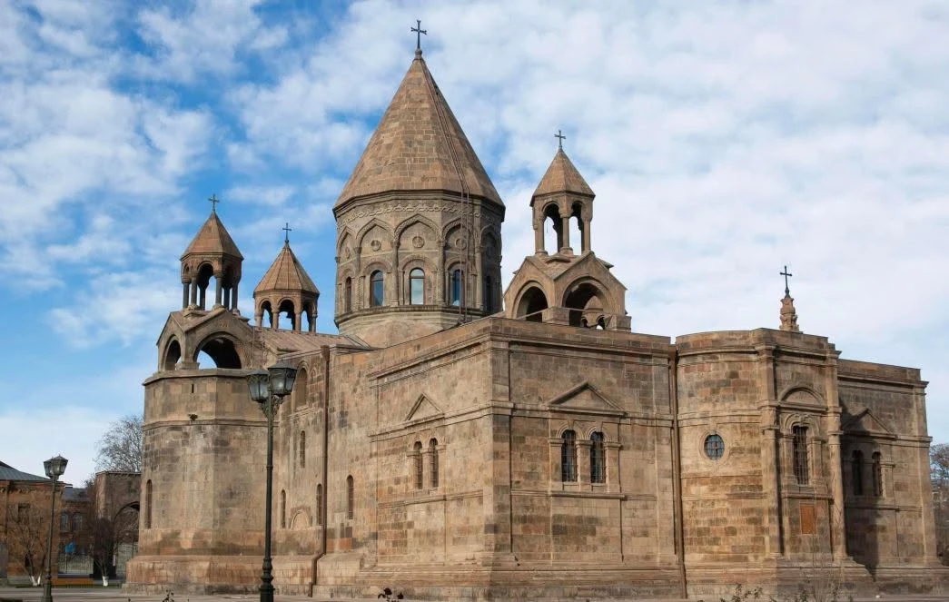 «Պատմական հիշողության և հոգևոր ժառանգության հանդեպ ոտնձգություն»․ Մայր Աթոռը՝ Հաջիևի հայտարարությունների մասին