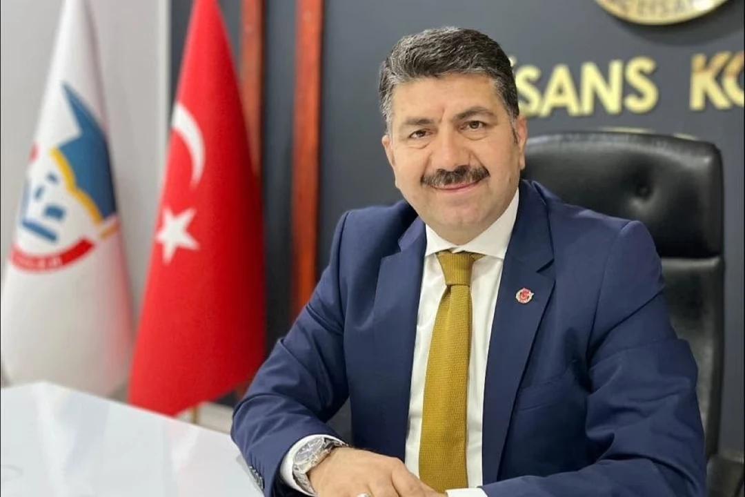 Թուրք սյունակագիր Ջելալ Չիֆթչին