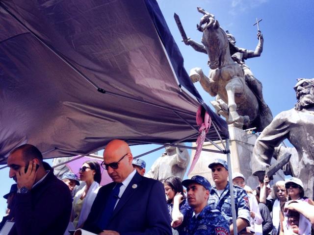 Պապի մասին առանց Սիրո