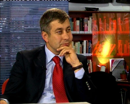 Constitutional Amendments: A Perilous Path for Armenia