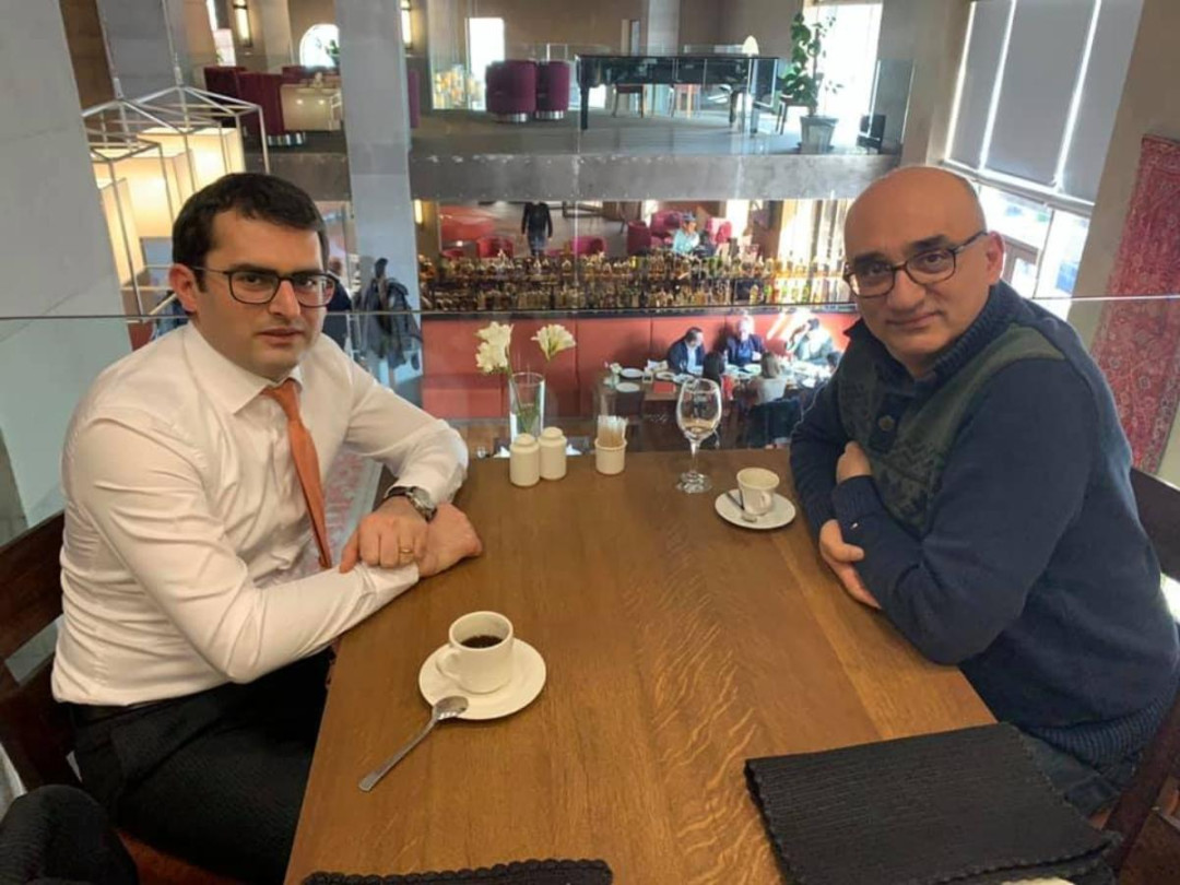 Եթէ Ոչ Ես, Հապա Ո՞Վ