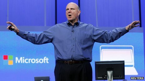 Microsoft-ի ղեկավարը հեռացել է` պարելով ու արտասվելով