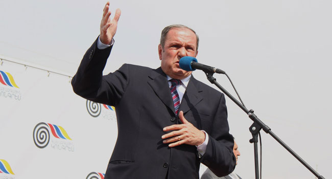 Կոալիցիան քանդել կոալիցիայով
