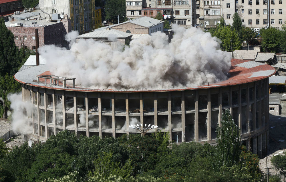 Պայթեցրին Երևանի կրկեսը