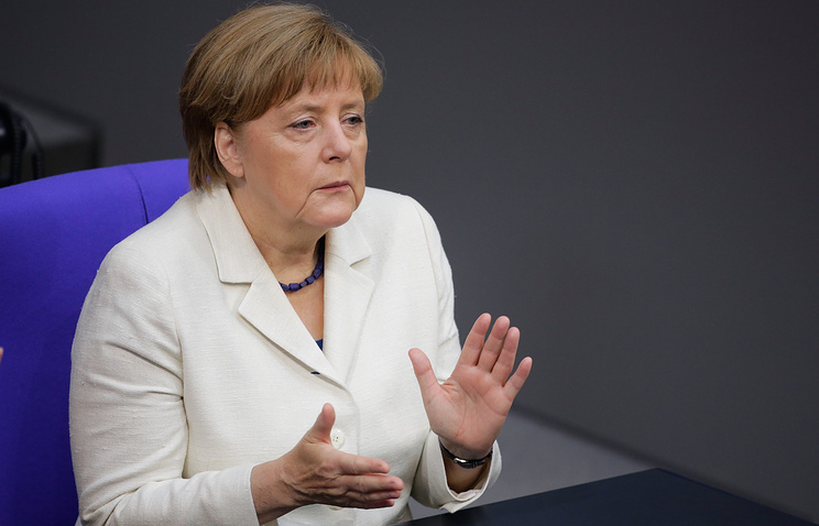 Մերկելը ծափահարել է Բունդեսթագում Էրդողանի հասցեին քննադատությանը