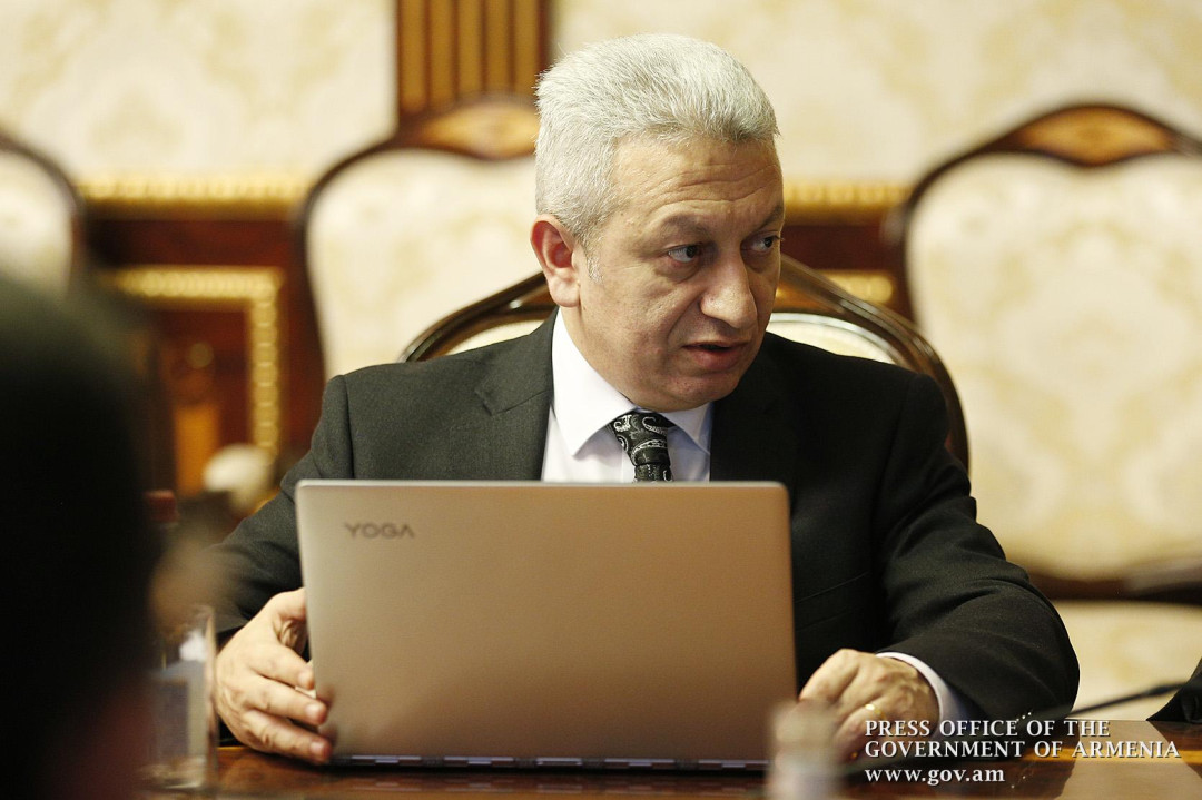 Ֆինանսների նախարարը դեմ է առողջության պարտադիր ապահովագրությանը