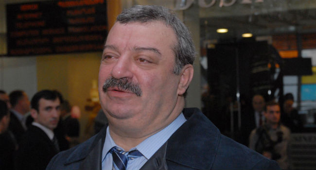 Armenian Banks to Carry Armavia’s Burden?