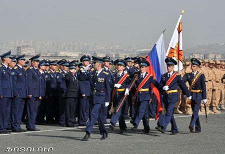 Հայ զինվորը Գյումրիում որպես հյուր