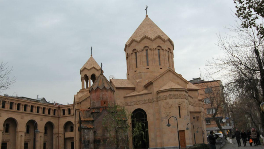 Հայր մեր, Կաթողիկեի խաչն ինչո՞ւ է այսչափ անգթորեն գեշ