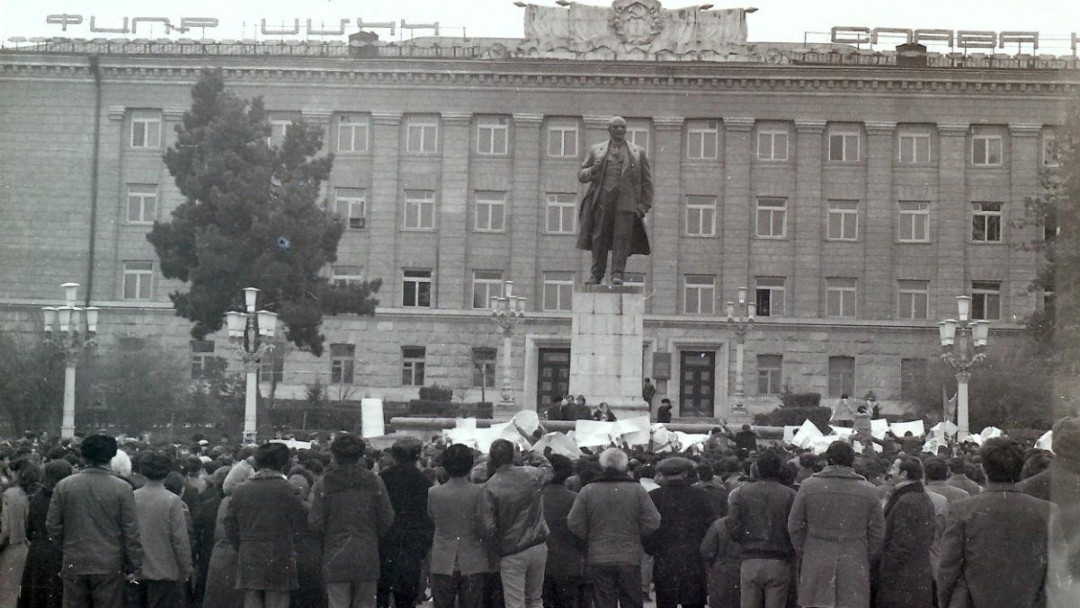 1988. The First Demonstrations in Karabakh