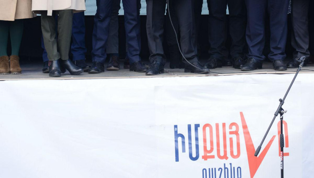 «Հասարակության լայն շերտերի շրջանում չկա արտահերթ ընտրությունների պահանջ»․ «Իմ քայլը» հանդիպել է Փաշինյանին  