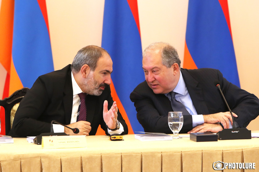 ՁայնաZOOM. Վարչապետ - նախագահ - վարչապետ - նախագահ. ինչպես նշանակել գլխավոր շտաբի պետ
