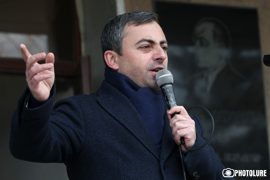 Demonstrators end France Square blockade, pledge to continue protests