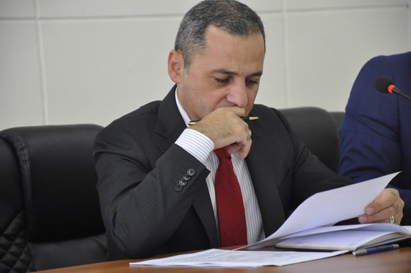 Վահե Հակոբյանը «ալոգիկ» է համարում Զանգեզուրի պղնձամոլիբդենայինի ռուս բաժնետիրոջ դատական պահանջները