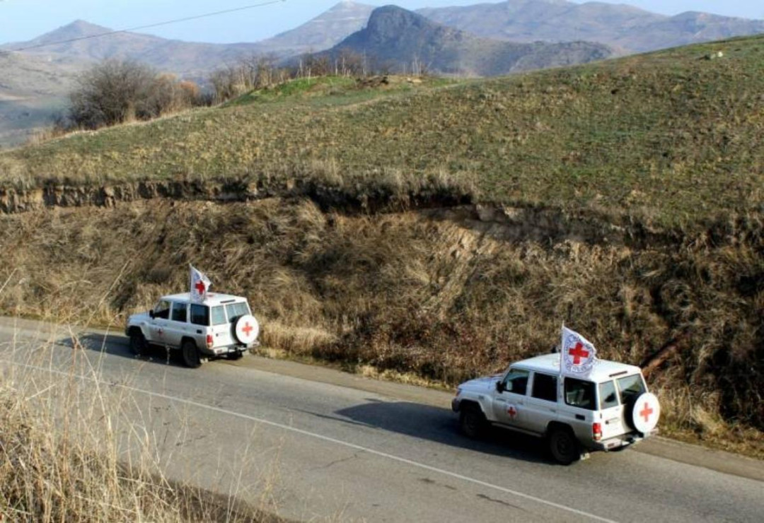 Ադրբեջանն արգելել է Կարմիր խաչի մեքենաների երթևեկությունը Լաչինի միջանցքով