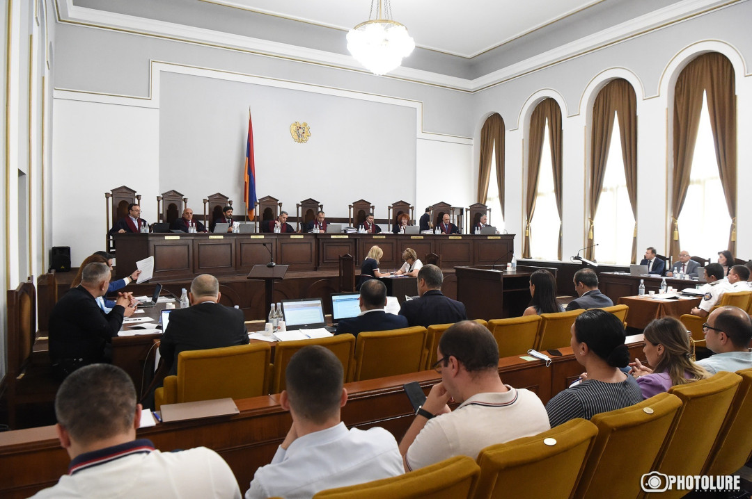 ՍԴ-ն գնաց դռնփակ խորհրդակցության՝ ընտրությունների արդյունքները վիճարկելու գործով որոշում կայացնելու
