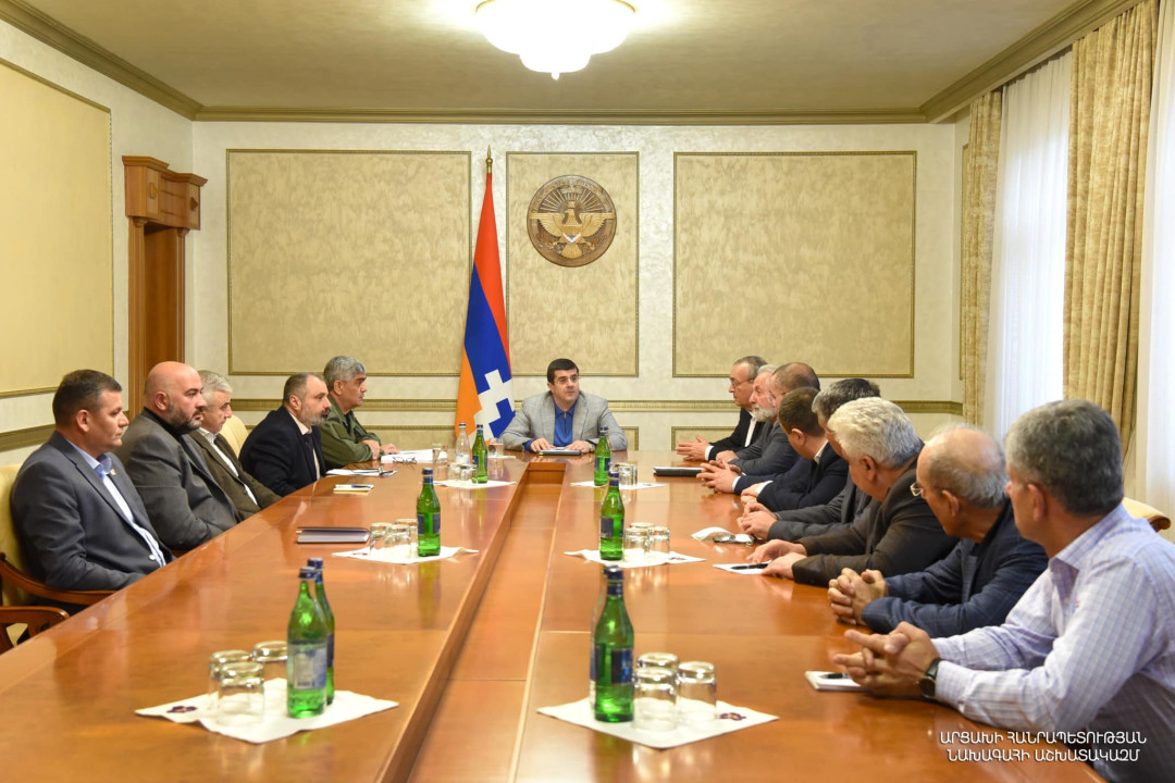 Արցախում մտահոգված են Փաշինյանի հայտարարության կապակցությամբ․ Հարությունյանը հրատապ խորհրդակցություն է հրավիրել