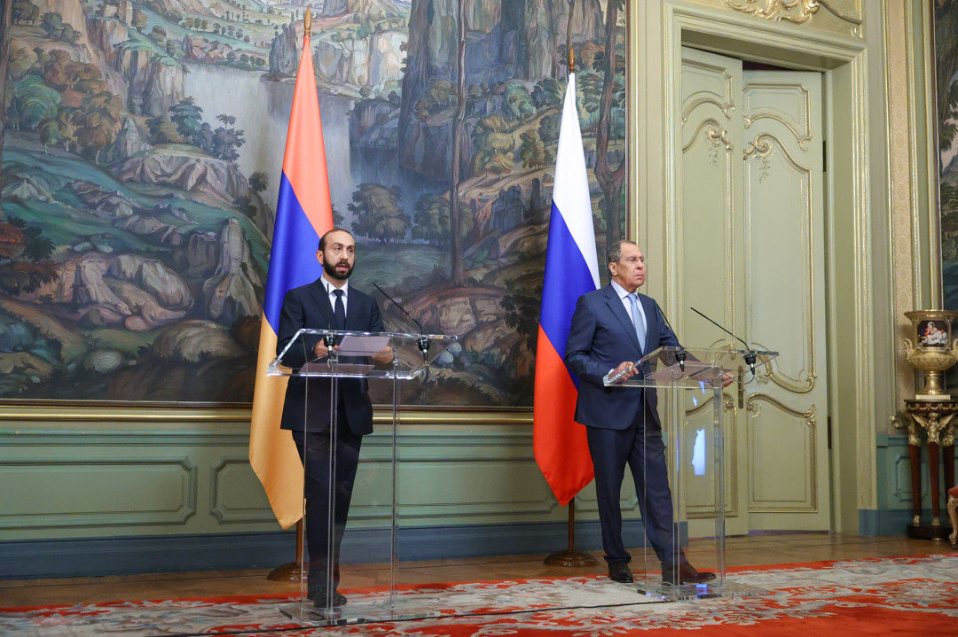 Armenian, Russian foreign ministers talk by phone, as Kremlin appoints special representative for region