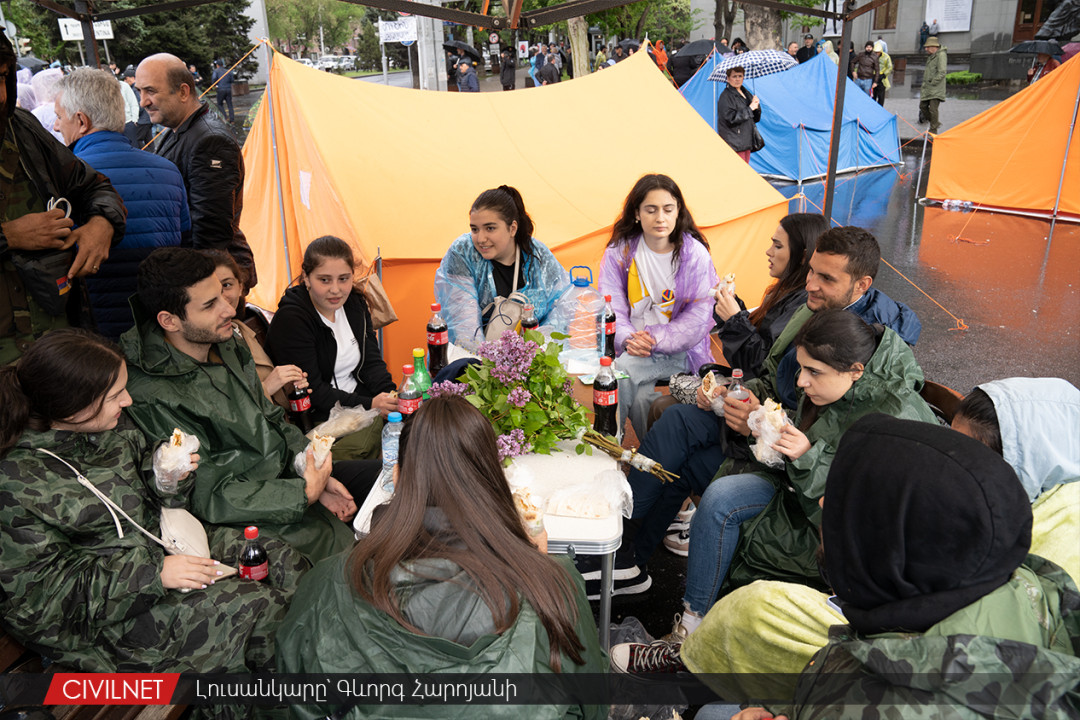 Yerevan protests continue as concerns mount over police violence