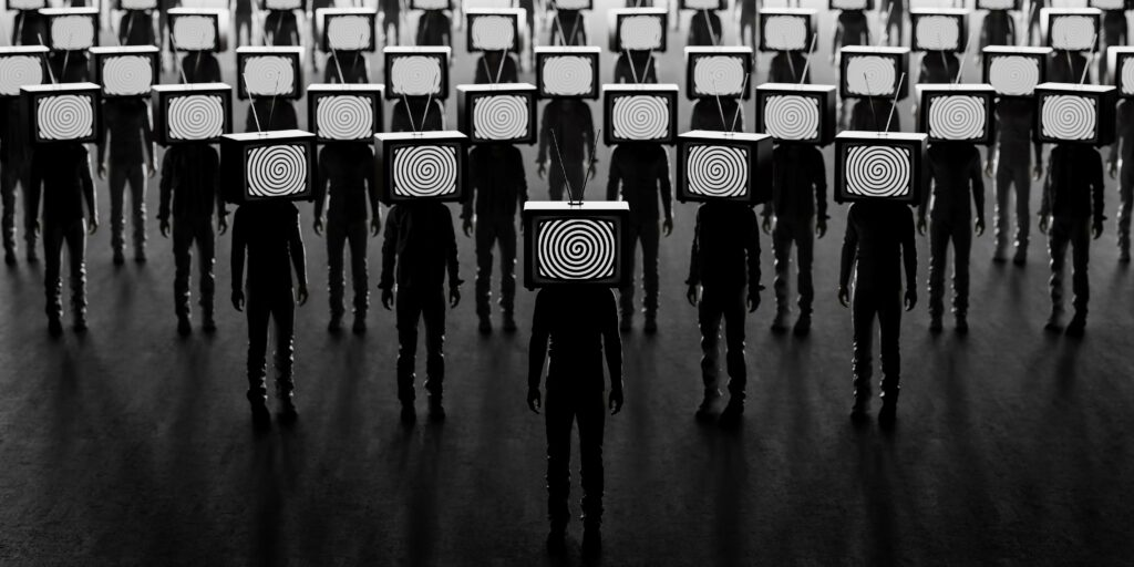 Пропаганда: как защитить свой мозг