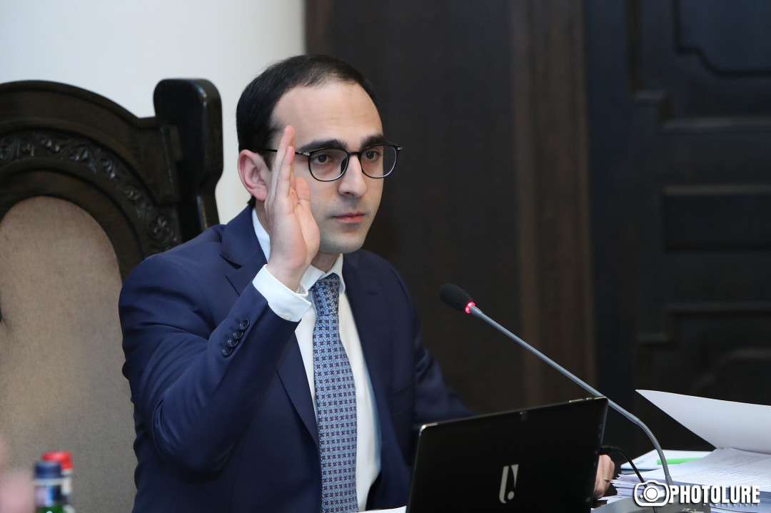 Տիգրան Ավինյանը պատրաստվում է դառնալ Երևանի փոխքաղաքապետ, հանդիպել է խմբակցությունների հետ