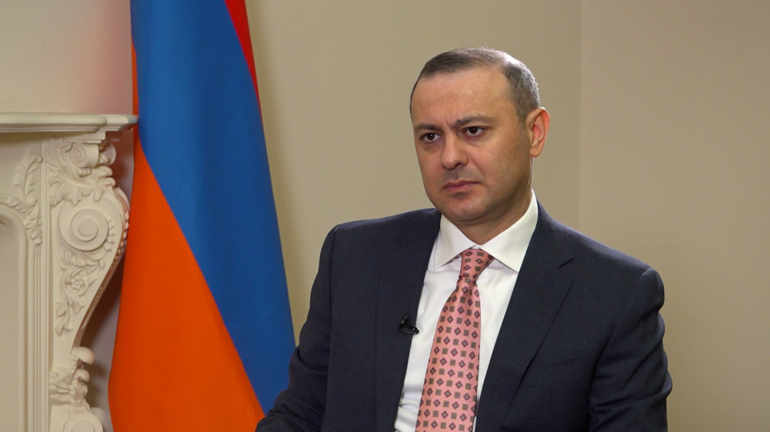 «ՌԴ-ն վերցրել է Ղարաբաղը և հանձնել Ադրբեջանին». հատվածներ Արմեն Գրիգորյանի ճեպազրույցից