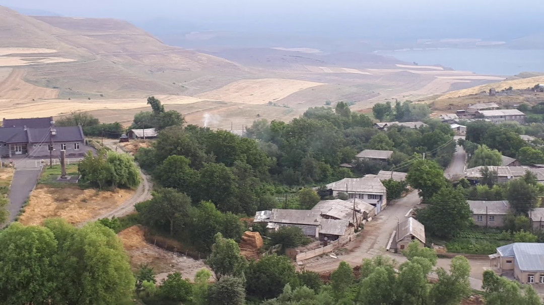 Հայաստանում ձերբակալվել է ադրբեջանցի զինծառայող, ևս մեկը որոնվում է․ ՊՆ