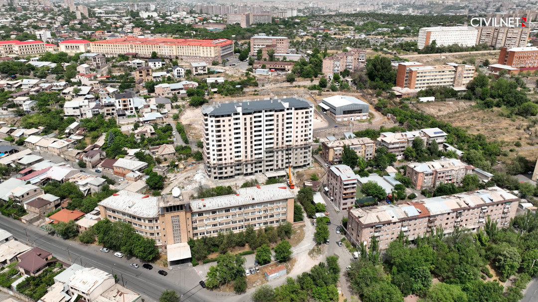 Գիտաշխատողները երկու տարի է՝ չեն ստանում իրենց բնակարանները, շինարարի հետ պայմանագիրը խզվել է