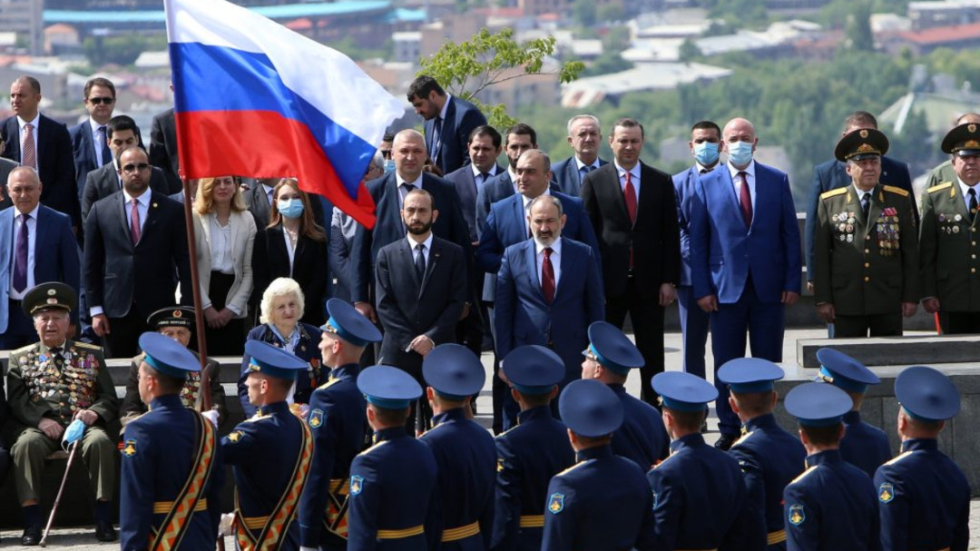 Armenia must avoid becoming entangled in the 'Russia vs West, democracy vs authoritarianism' dilemma