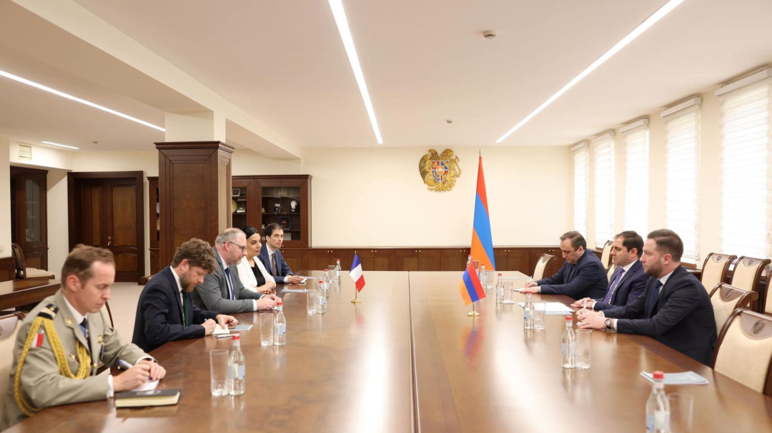 ՊՆ-ում քննարկվել են հայ-ֆրանսիական համագործակցության հարցեր