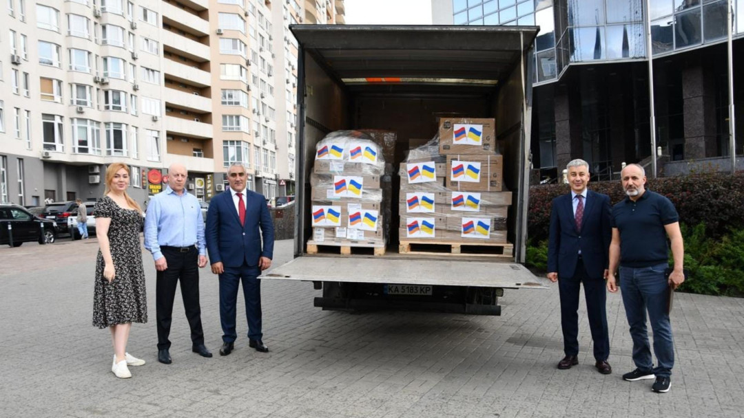Նոր Նորքի ղեկավարը հանդիպել է Բուչայի քաղաքապետին, մարդասիրական օգնություն փոխանցել Ուկրաինային