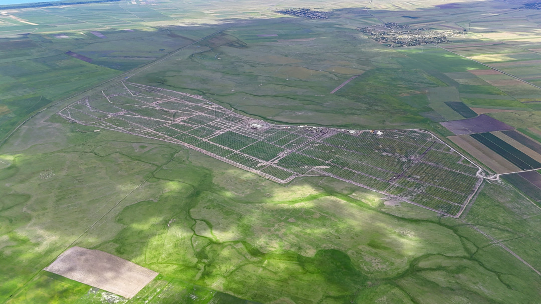 How is the largest solar power plant in Armenia built?