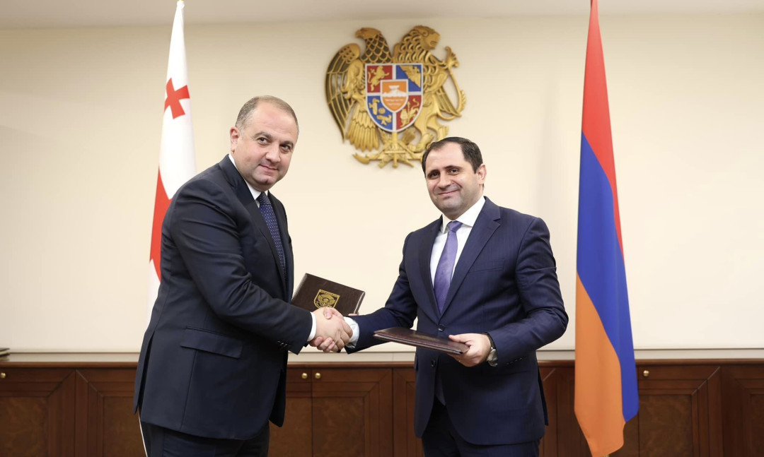 Հայաստանի և Վրաստանի պաշտպանության նախարարները քննարկել են տարածաշրջանային անվտանգության հարցեր