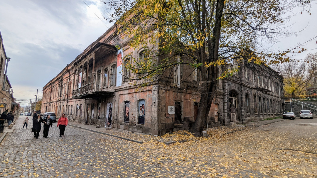 «Վառեմ-մարեմ»-ի շենքը կհանձնվի «Տաշիր» բարեգործական հիմնադրամին
