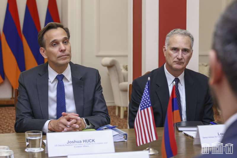Ռուբինյանը հայ-թուրքական կարգավորումը քննարկել է Պետդեպի պաշտոնյաների հետ