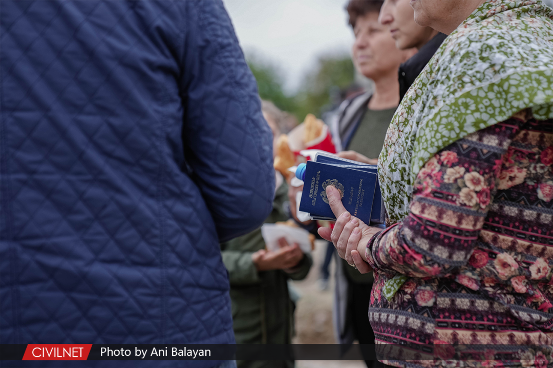 Karabakh refugees in Armenia struggle to restore lost documents