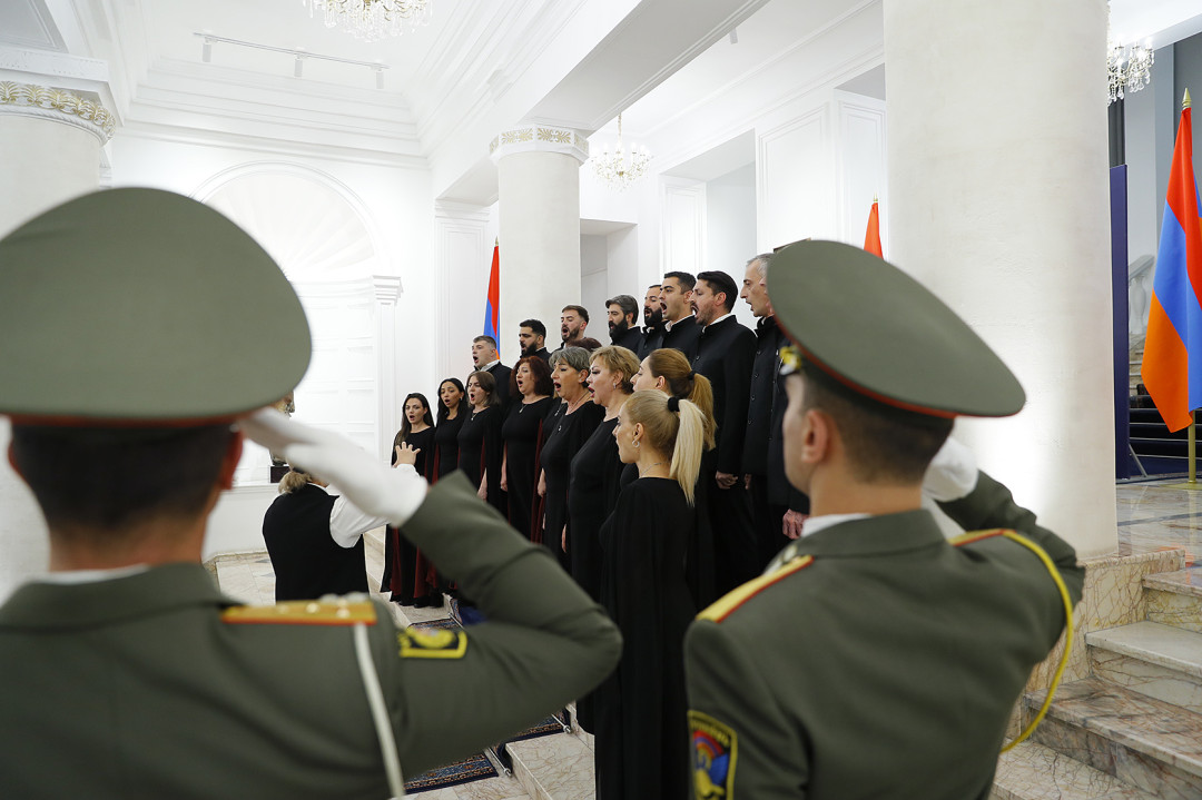 Գլխավոր երգը երգված է