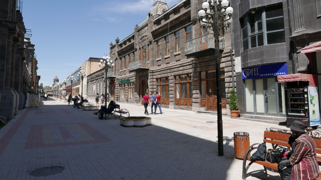 Sarik Minasyan elected caretaker mayor of Gyumri in controversial primaries