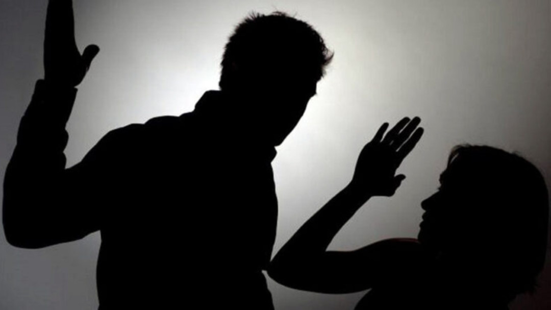Les psychologues et les avocats travailleront avec les agresseurs