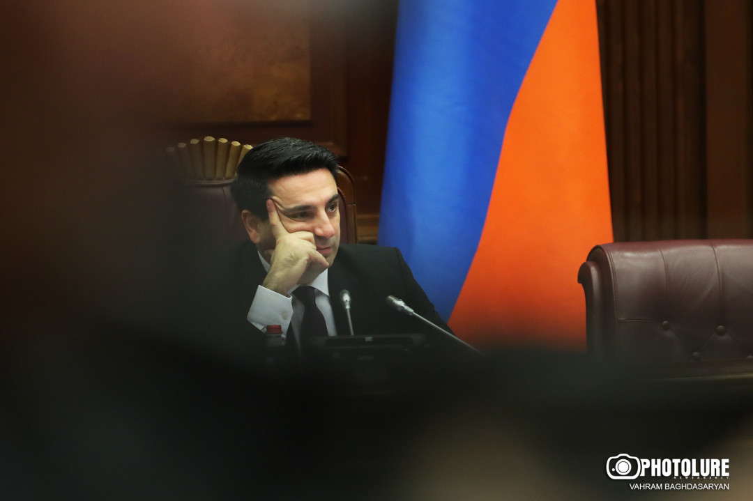 Ալեն Սիմոնյանը Մոսկվայի կողմից Հայաստանում հեղաշրջման վտանգ չի տեսնում